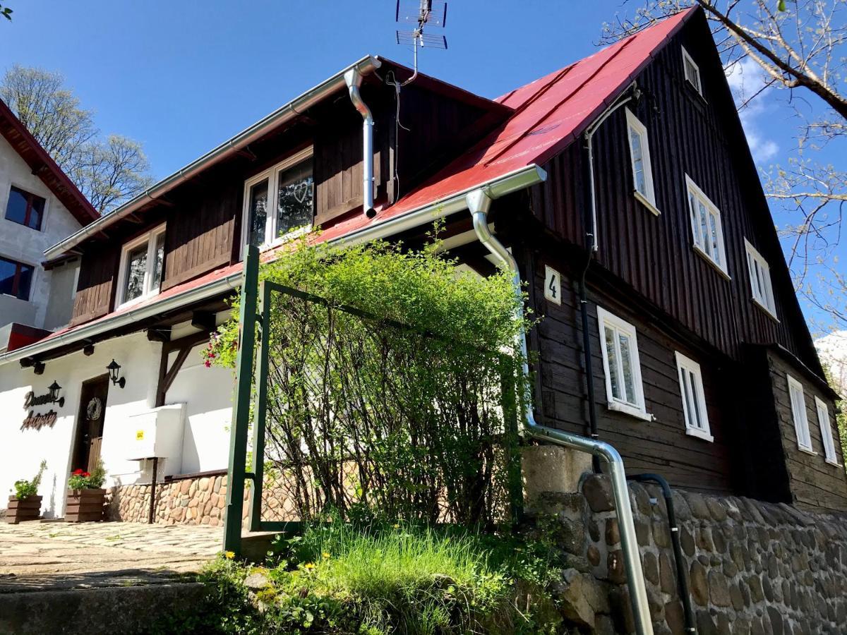 Domek Artysty Sklářská Poruba Exteriér fotografie