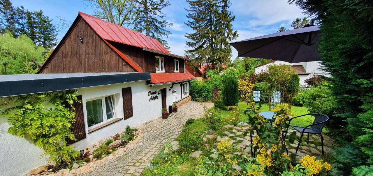 Domek Artysty Sklářská Poruba Exteriér fotografie